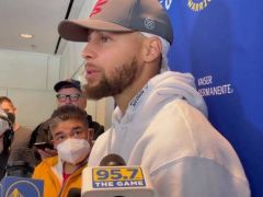 库里点评东契奇抖肩舞：跳得很棒 我能给他打个A+