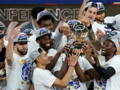 勇士总冠军！时隔两年 卷土重来的勇士能否捧起总冠军奖杯？