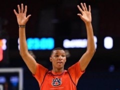 ESPN模拟选秀：小贾巴里状元前三均大前锋 中国新星集体落选