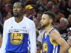 追梦格林：杜兰特很厉害但库里被包夹次数是他7倍！杜兰特：不可能