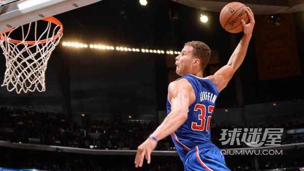 NBA布雷克·格里芬劲爆扣篮高清电脑壁纸（A28）