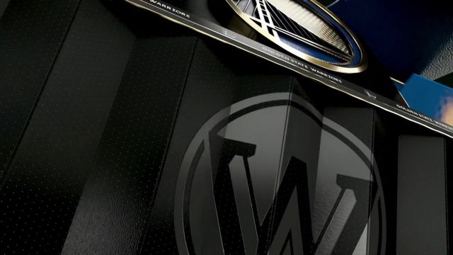 【2022年06月03日 凯尔特人vs勇士集锦】瞬间让大通中心的全场观众沸腾！库里手感火热连中三分