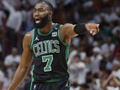 关键先生！布朗全场24分7板5助 末节10分化身救世主