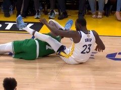 勇士19分大胜追梦成热搜第一！多次争议动作引议论 踢裆塔图姆被抓