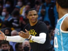 湖人消息：威少出席俄克拉荷马城剪彩 詹姆斯直言继续冲击总冠军