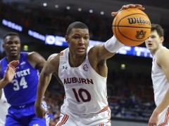 名记：2022NBA选秀小绿屋20人名单全部出炉