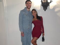 打破追求詹娜流言！球哥晒与女友甜蜜合影