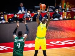 亚洲杯第三日综述：罗健儿19+12取连胜 塔克22+6赢关键战