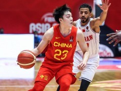 逐渐回暖！胡明轩三分4中4轰14分