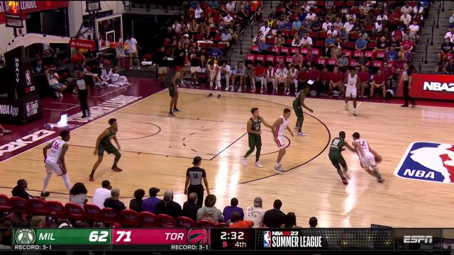 【2022年07月18日 雄鹿vs猛龙集锦】属实是碾压局 吉加布人缝击地妙传助飞波特暴扣挂筐