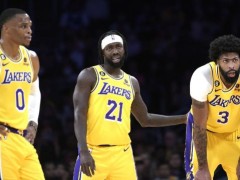 季前赛湖人vs勇士直播：格林冲突事件后的首场比赛