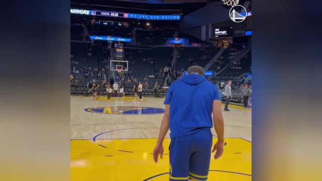 【2022年10月10日 湖人vs勇士集锦】金州拉文重出江湖 库里赛前训练击地打板自抛自扣