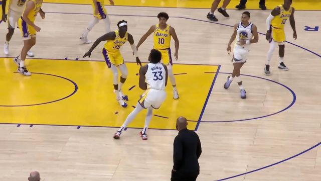 【2022年10月10日 湖人vs勇士集锦】普尔声东击西送出助攻 怀斯曼接球中投出手稳稳命中