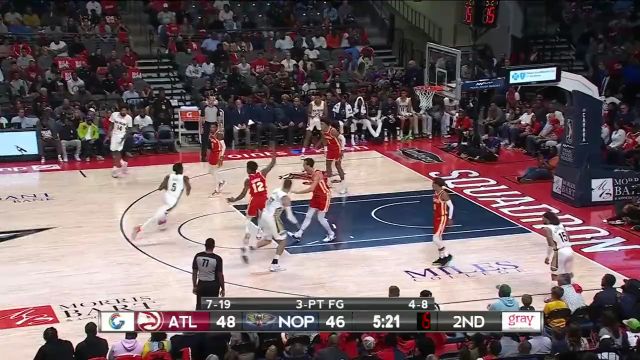 【2022年10月15日 老鹰vs鹈鹕集锦】英格拉姆甩开防守 单臂暴扣势大力沉