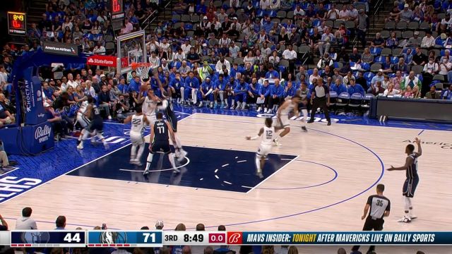 【2022年10月23日 灰熊vs独行侠集锦】送礼来了？ 东契奇前场偷鸡得手顺势暴扣