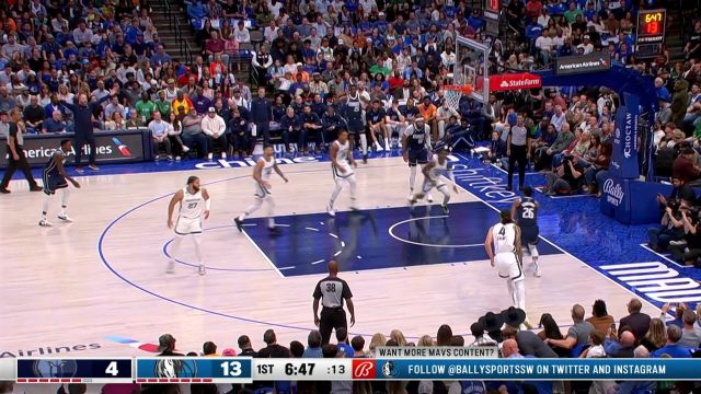 【2022年10月23日 灰熊vs独行侠集锦】丁威迪底角晃出破绽 直杀篮下完成双手暴扣