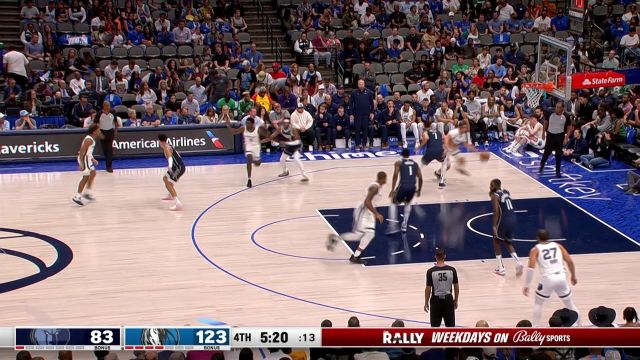 【2022年10月23日 灰熊vs独行侠集锦】网红小胖篮下翻江倒海 小洛夫顿强攻内线得手