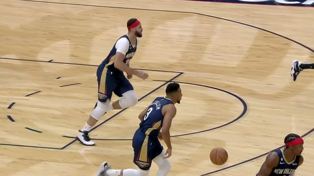 【2022年10月24日 爵士vs鹈鹕集锦】在后场也能玩儿空接 麦科勒姆超远制导锡安空接暴扣