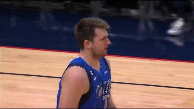 【2022年10月26日】 NBA常规赛：独行侠vs鹈鹕第1节中文解说回放