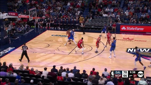 【2022年10月26日 独行侠vs鹈鹕集锦】篮筐摇摇欲坠！马绍尔扣上瘾了接连虐框