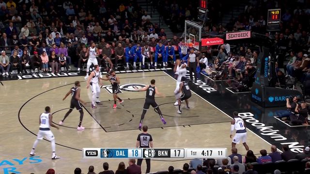 【2022年10月28日 独行侠vs篮网集锦】起飞吧大麦基！东契奇吸引防守精准喂饼麦基暴扣得手