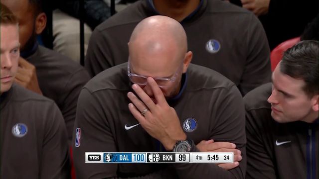 【2022年10月28日 独行侠vs篮网集锦】皓篮球称詹姆斯杜兰特为两大可惜球员：一个身边有威少 一个身边有西蒙斯