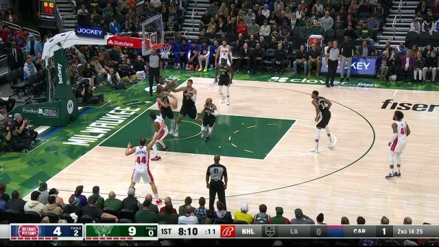 【2022年11月01日 活塞vs雄鹿集锦】彪悍的防受才会形成反击 阿伦饿虎扑食一条龙直杀篮下