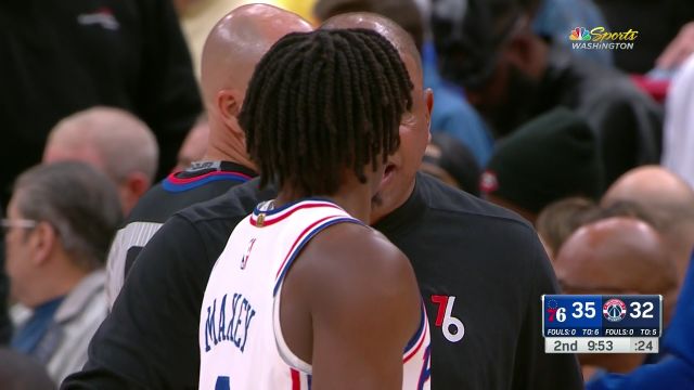 【2022年11月01日 76人vs奇才集锦】该出手时就出手！马克西急停三分一箭穿心