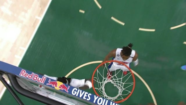 【2022年11月01日 活塞vs雄鹿集锦】疯狂挥拳捶胸庆祝 字母哥冲击篮下未果 波蒂斯补成2+1