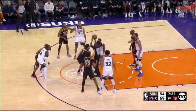 【2022年11月02日】NBA常规赛：森林狼vs太阳第3节英文原声回放