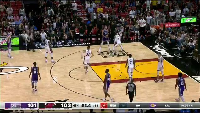 【2022年11月03日】NBA常规赛：国王vs热火第4节英文原声回放