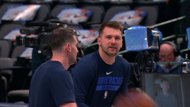 【2022年11月03日 爵士vs独行侠集锦】爵士100-103独行侠 东契奇33分独行侠末节险胜爵士