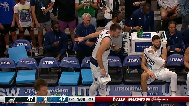 【2022年11月03日】NBA常规赛：爵士vs独行侠第2节中文解说回放