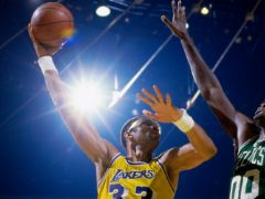 NBA75大球星之贾巴尔：一招天勾吃遍天（中）