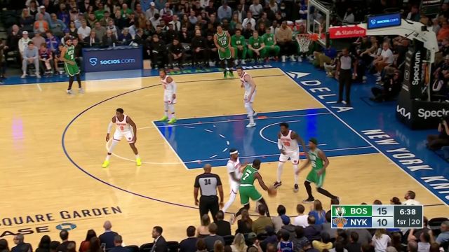 【2022年11月06日 凯尔特人vs尼克斯集锦】兰德尔虎口夺食布朗 精准制导巴雷特反击勾手命中