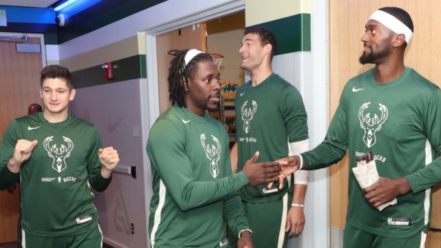 【2022年11月06日 雷霆vs雄鹿集锦】冠军相！雄鹿两大全明星缺席仍豪取9连胜：防守效率联盟第一