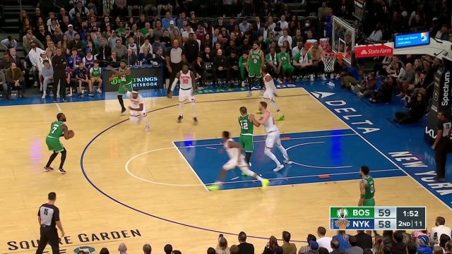 【2022年11月06日 凯尔特人vs尼克斯集锦】外线大炮一个接一个！布朗火热三分肆意轰筐