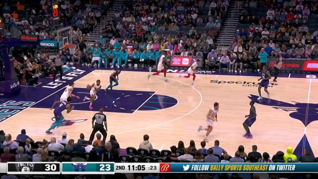 【2022年11月06日 篮网vs黄蜂集锦】咱这可是吃饭的手艺 小库里反击中埋伏底角三分穿心