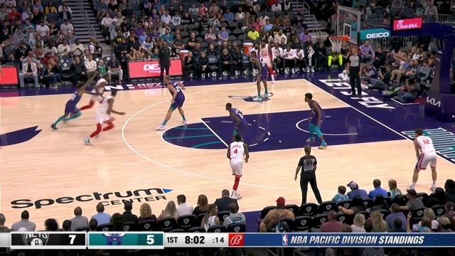 【2022年11月06日 篮网vs黄蜂集锦】富贵险中求！克拉克斯顿人缝中接妙传打成2+1