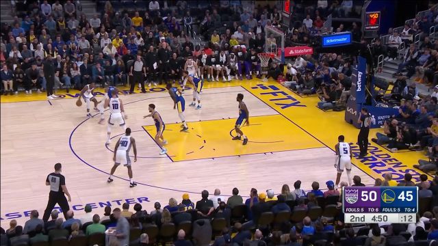 【2022年11月08日 国王vs勇士集锦】一顿操作猛如虎 蒙克连续风骚运球滑翔上篮得手