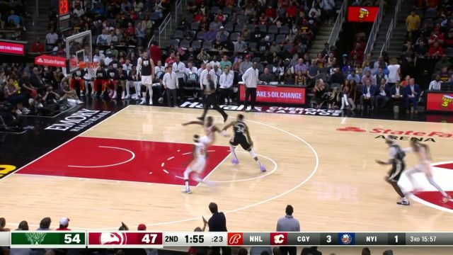 【2022年11月08日 雄鹿vs老鹰集锦】霍乐迪底线发球直接助攻 字母高举高打直驱腹地