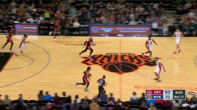 【2022年11月12日 活塞vs尼克斯集锦】传的到位跑的及时！布伦森眼疾手快妙传兰德尔禁区强打命中