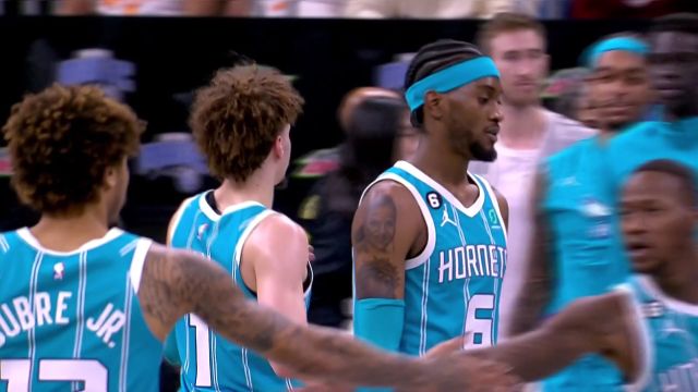 【2022年11月15日 黄蜂vs魔术集锦】三球妙笔生花精准制导 麦克丹尼尔斯大步流星单臂砸扣