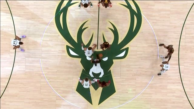 【2022年11月15日】老鹰vs雄鹿第1节中文解说回放