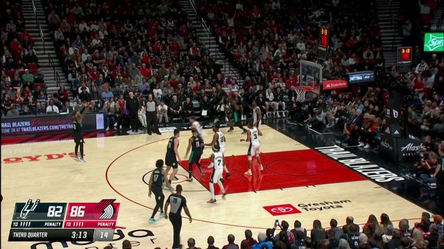 【2022年11月16日 马刺vs开拓者集锦】猎杀时刻！利拉德张弓搭箭飚中超远三分