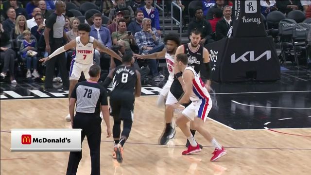 【2022年11月18日 活塞vs快船集锦】先从中距离做功课 莫里斯中投稳稳命中