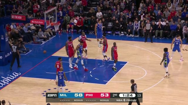 【2022年11月19日 雄鹿vs76人集锦】熟悉的场景又一次重现！恩比德不留情面残暴大帽扇懵字母哥