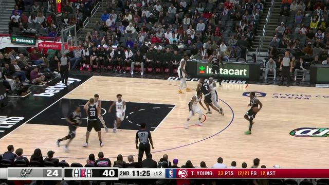 【2022年11月20日 马刺vs快船集锦】看起来恢复好了 小卡空接暴扣点燃主场