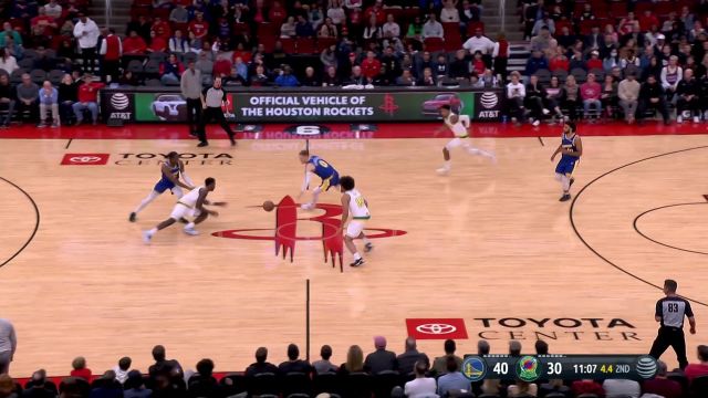 【2022年11月21日 勇士vs火箭集锦】肉眼可见的身体素质 马丁飞天遁地双手重扣