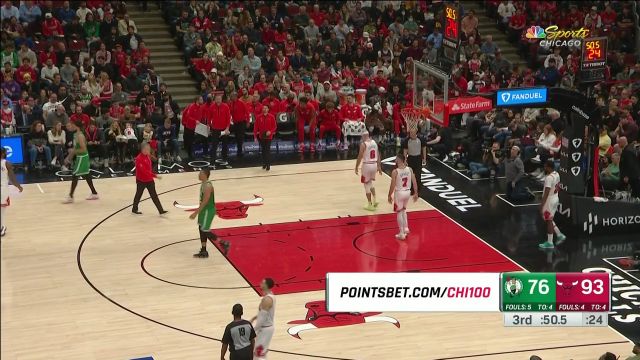 【2022年11月22日 凯尔特人vs公牛集锦】布罗格登眼观六路成功穿针引线 格威球到人到双手挂筐重扣